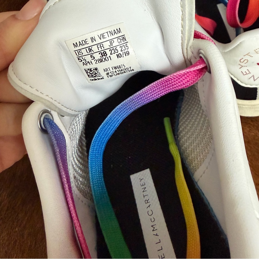 LIKE NEW Adidas x Stella McCartney Stan Smith Sneakers | Rainbow Laces | Women’s - Picture 6 of 8